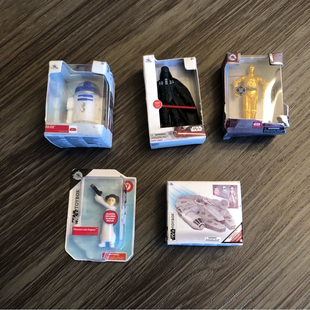 Star Wars mini figures.